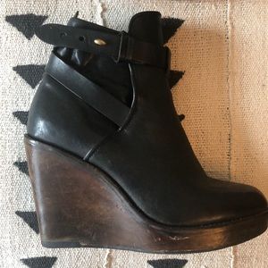 Rag&Bone size 37 wedge bootie